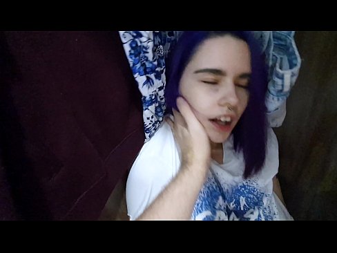 ❤️ Ya sami kanwata a cikin kabad ya taimaka mata ️ Jima'i ❌❤